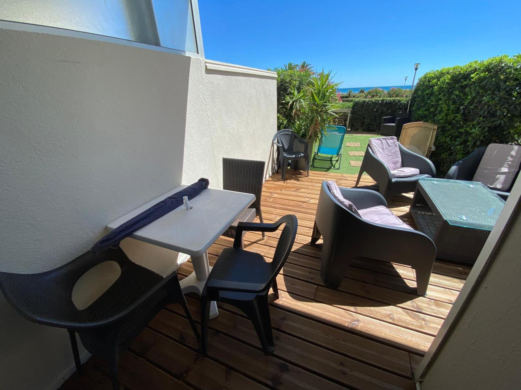 Ferienwohnung Les Pieds Dans L'Eau Canet-en-Roussillon Exterior foto